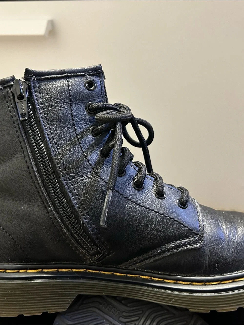 Dr. Martens Kids Black Leather Lace-Up Boots